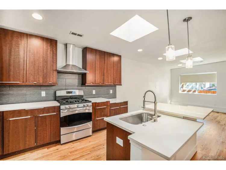 Single-family house For Sale in 4411, Yates Street, Denver, Colorado