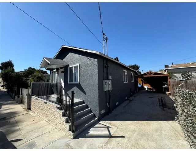 Single-family house For Sale in Los Angeles, California