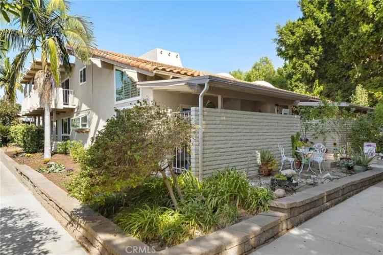 Co-op For Sale in 2079, Ronda Granada, Laguna Woods, California