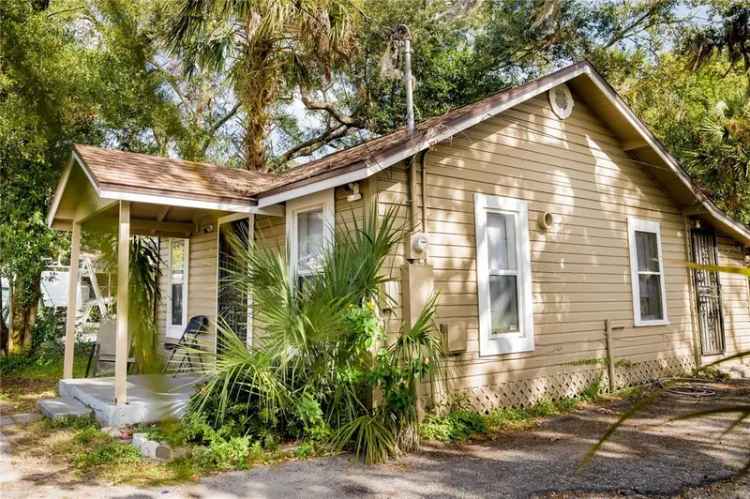 Single-family house For Sale in 8303, North Mulberry Street, Tampa, Florida