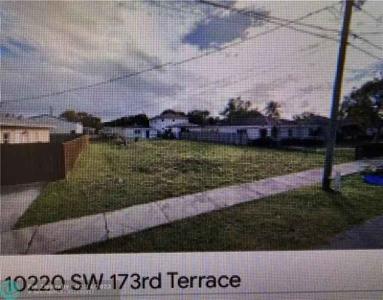 Land For Sale in 10220, Southwest 173rd Terrace, Florida