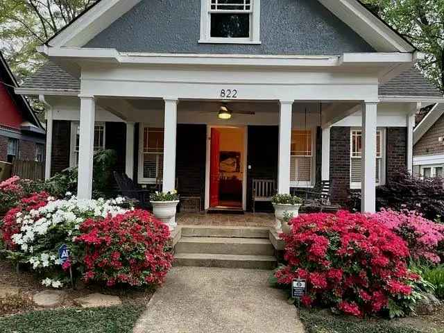 Single-family house For Sale in 822, Durant Place Northeast, Atlanta, Georgia