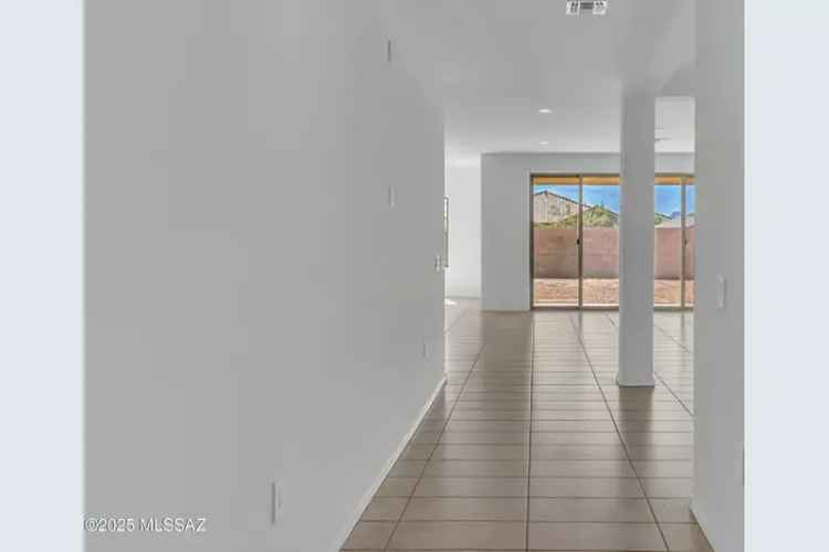 Single-family house For Sale in Marana, Arizona