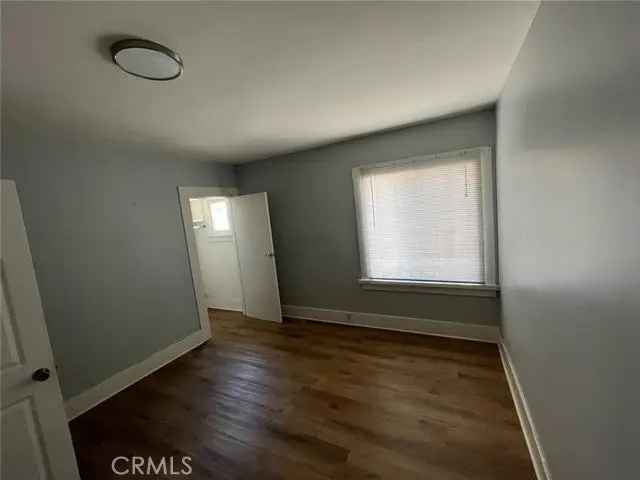 Multi-family house For Sale in 1143, South Manhattan Place, Los Angeles, California