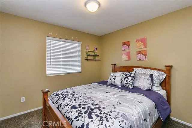 Single-family house For Sale in Victorville, California