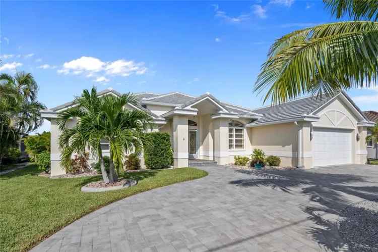 Single-family house For Sale in 431, Via Esplanade, Punta Gorda, Florida