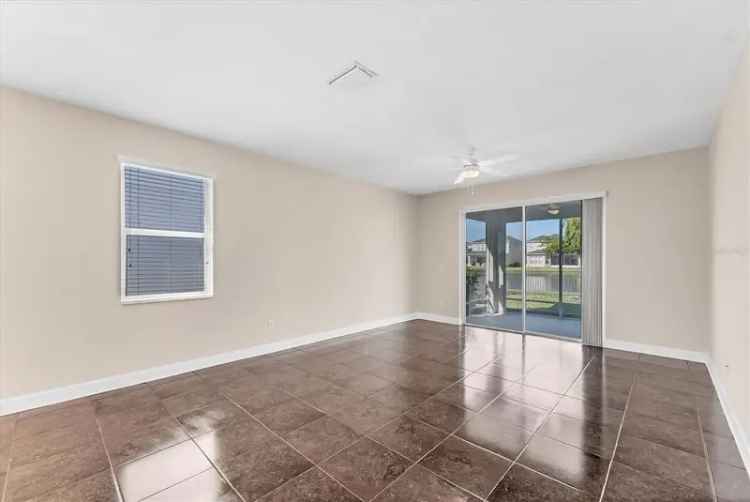 Single-family house For Sale in 4711, Garden Arbor Way, Bradenton, Florida