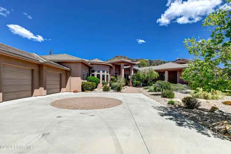 Single-family house For Sale in Prescott, Arizona