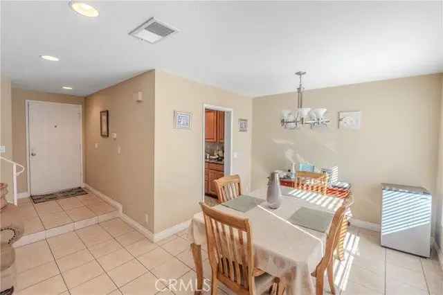 Single-family house For Sale in 21155, Via Canon, Yorba Linda, California