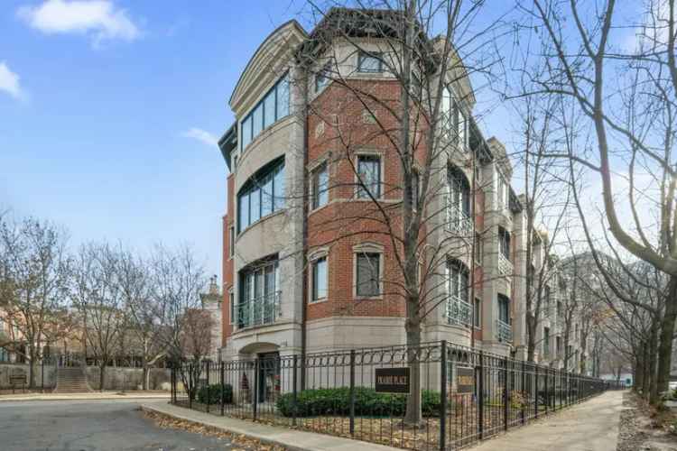 Condo For Sale in 1445, South Prairie Avenue, Chicago, Illinois