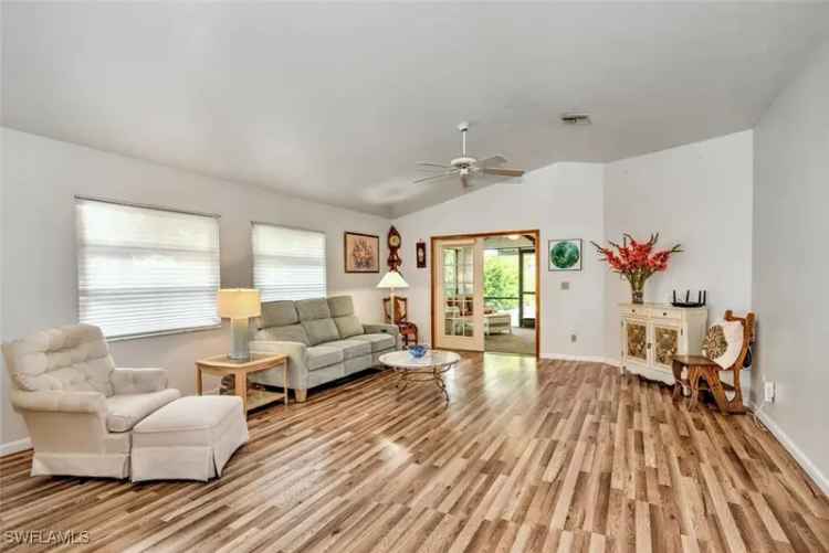 Single-family house For Sale in 781, 105th Avenue North, Florida