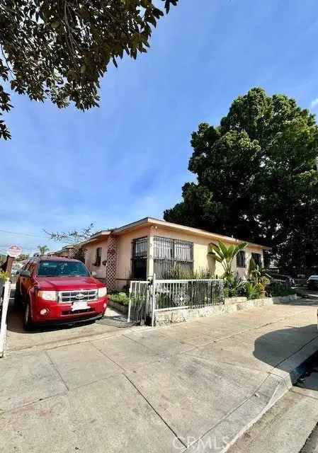 Multi-family house For Sale in Long Beach, California