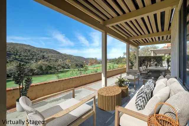 Single-family house For Sale in 29092, Laurel Valley Drive, Vista, California