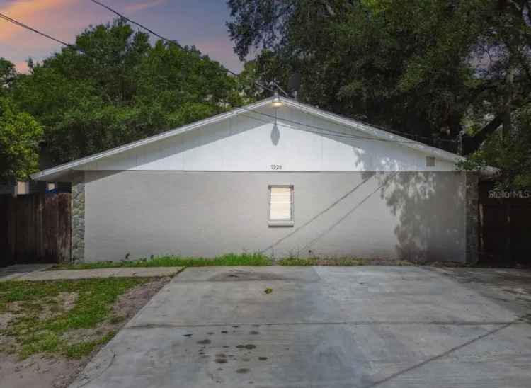 Multi-family house For Sale in Tampa, Florida