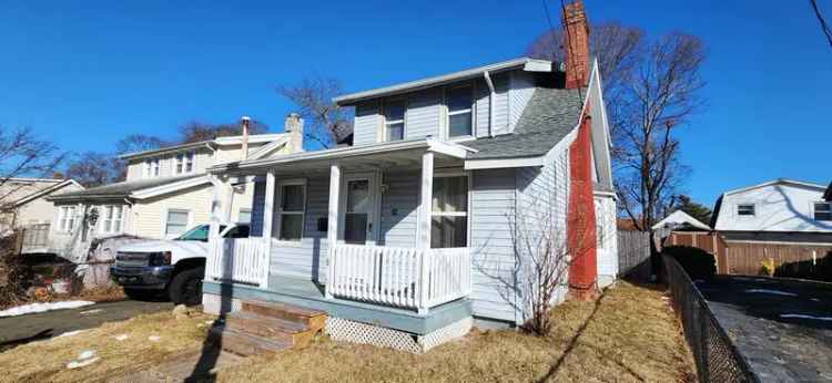 Single-family house For Sale in 39, Palmetto Trail, East Haven, Connecticut