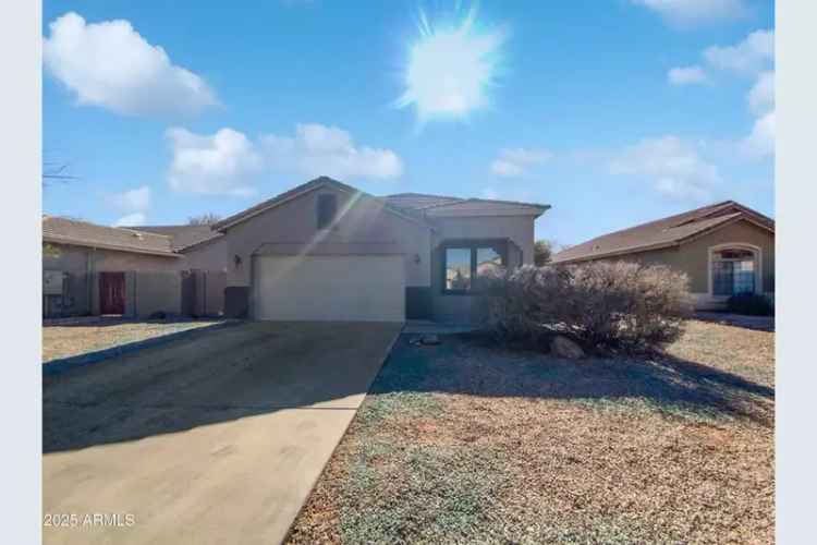 Single-family house For Sale in 3057, East Superior Road, San Tan Valley, Arizona