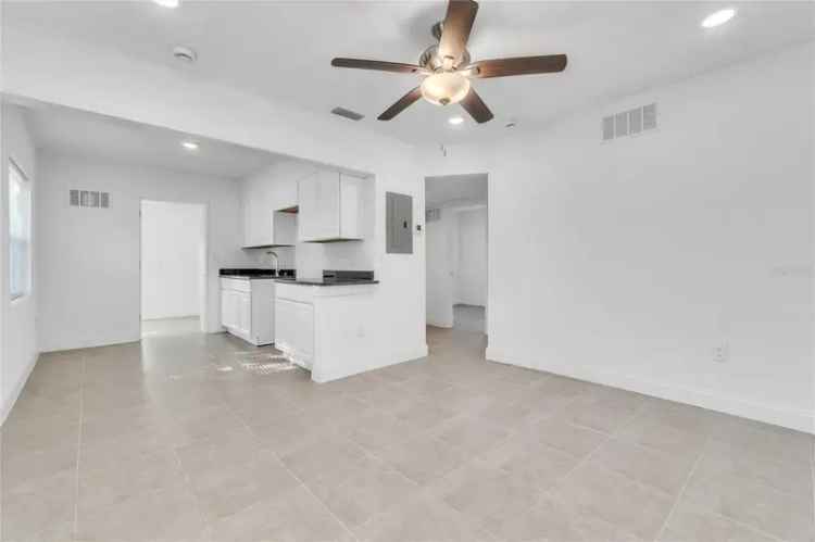 Single-family house For Sale in Orlando, Florida