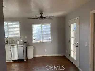 Multi-family house For Sale in California City, California