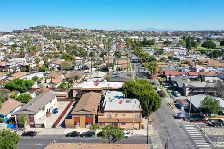 Multi-family house For Sale in 1001, East 20th Street, Long Beach, California