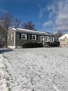 Single-family house For Sale in 42, Sunset Drive, Derby, Connecticut