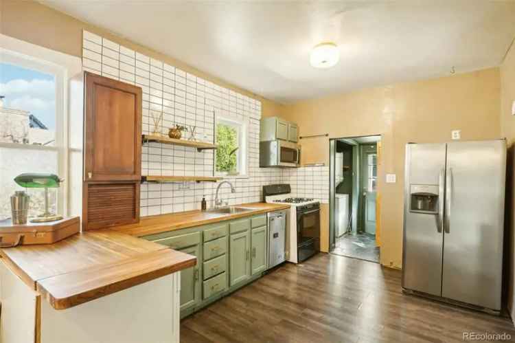 Single-family house For Sale in 3930, Sheridan Boulevard, Denver, Colorado