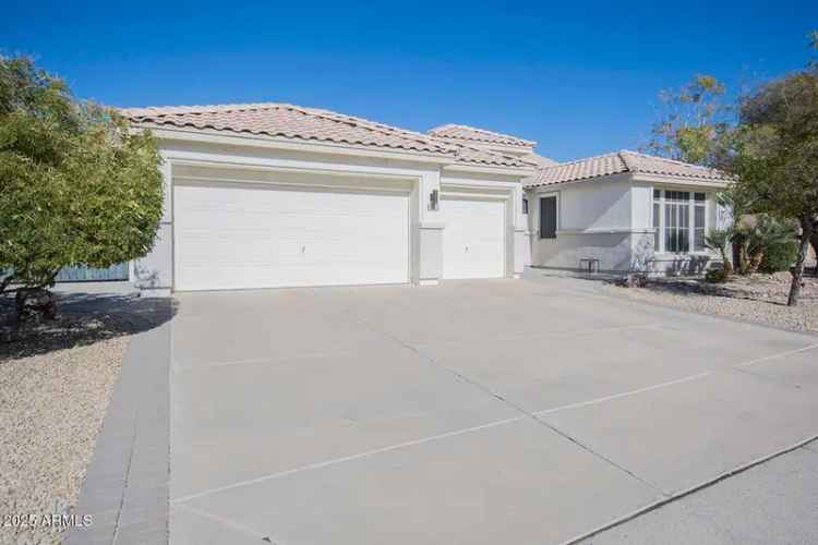 Single-family house For Sale in 7278, West Via Montoya Drive, Glendale, Arizona