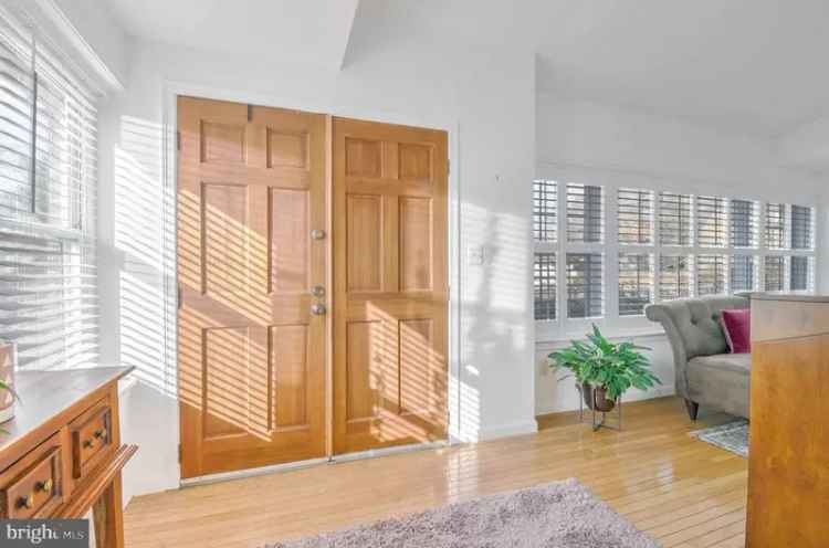 Single-family house For Sale in 3229, Vista Street Northeast, Washington, District of Columbia