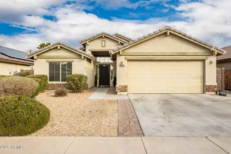 Single-family house For Sale in 25740, West Watkins Street, Buckeye, Arizona