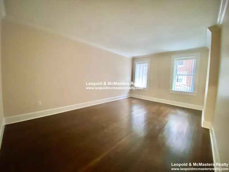 3BR 1BA Brookline Apartment Near Coolidge Corner - Newly Renovated