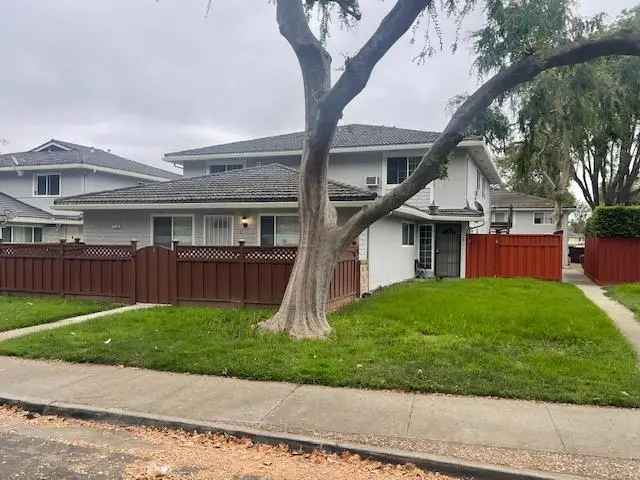 Condo For Sale in 5706, Allen Avenue, San Jose, California