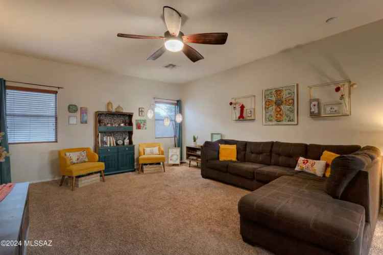 Single-family house For Sale in 253, East Placita Nubes De Agua, Sahuarita, Arizona