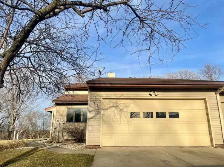 Single-family house For Sale in 313, Woodmar Heights, Fort Dodge, Iowa