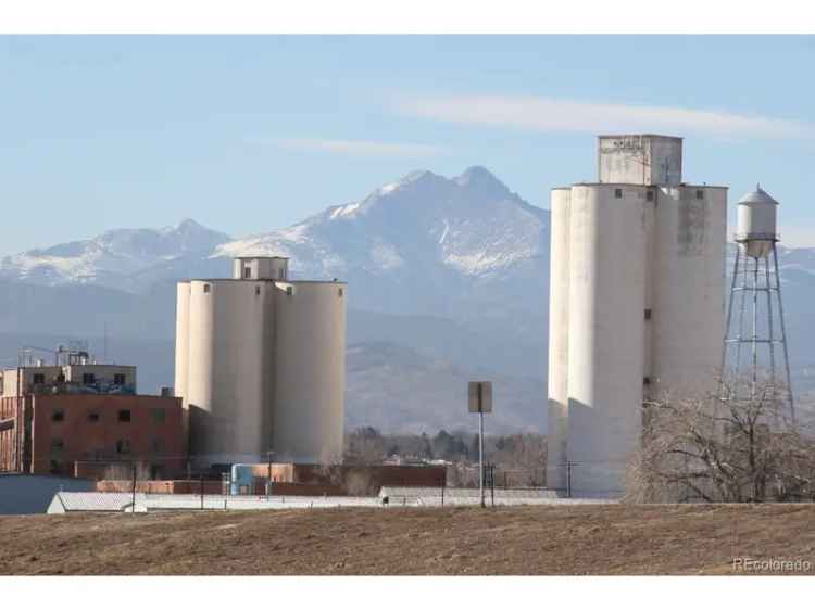 Land For Sale in Longmont, Colorado