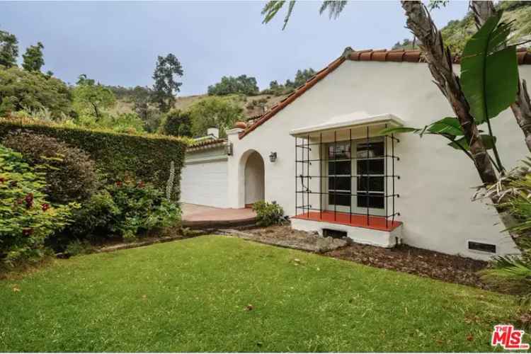 Single-family house For Sale in 1518, North Beverly Drive, Beverly Hills, California