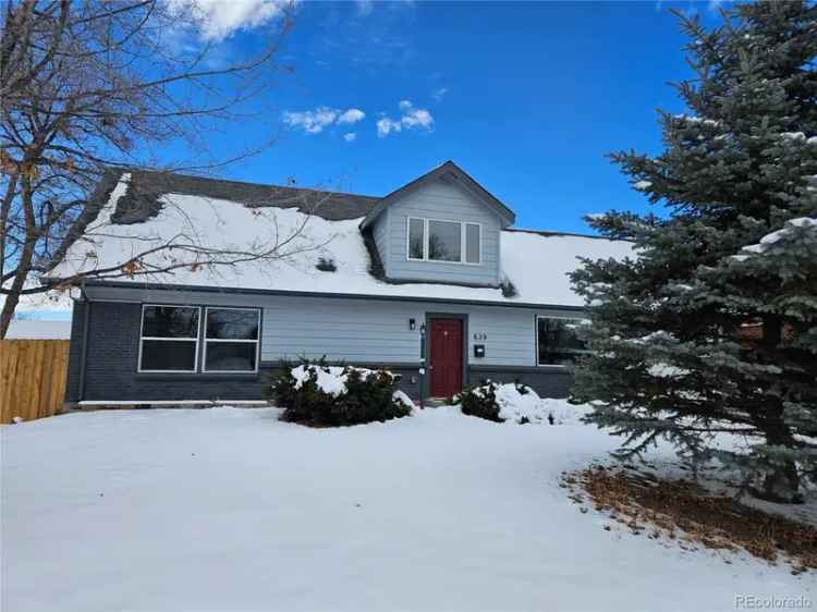 Single-family house For Sale in 639, Quartz Way, Broomfield, Colorado