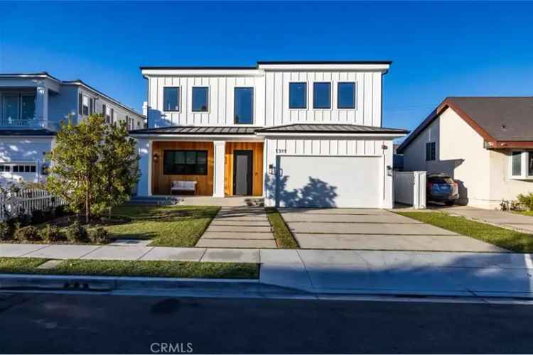 Single-family house For Sale in 1311, 18th Street, Manhattan Beach, California