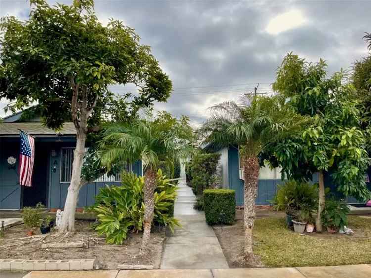 Multi-family house For Sale in 5872, Santa Barbara Avenue, Garden Grove, California