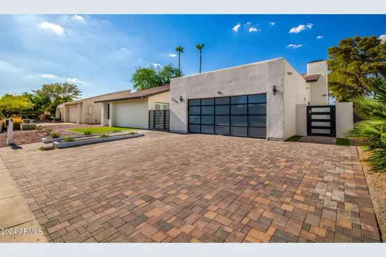 Single-family house For Sale in 7740, East Rose Lane, Scottsdale, Arizona