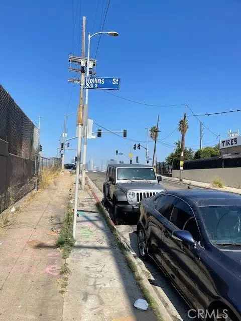 Single-family house For Sale in 2418, East 7th Street, Los Angeles, California