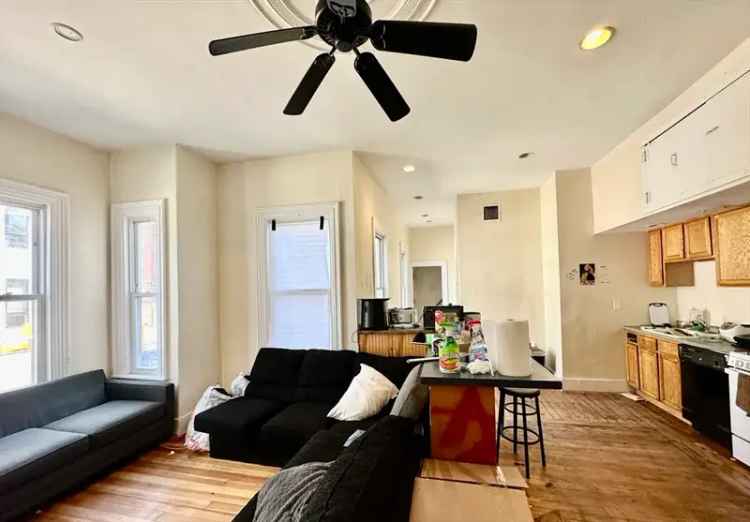 8 Bed 3 Bath House Near BU and Harvard Business School