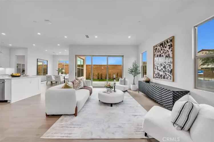 Condo For Sale in Irvine, California