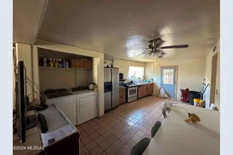 Single-family house For Sale in Tucson, Arizona