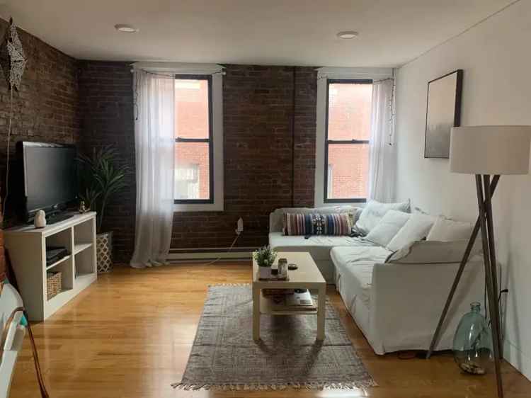 North End 2 Bed 1 Bath Apartment for Rent