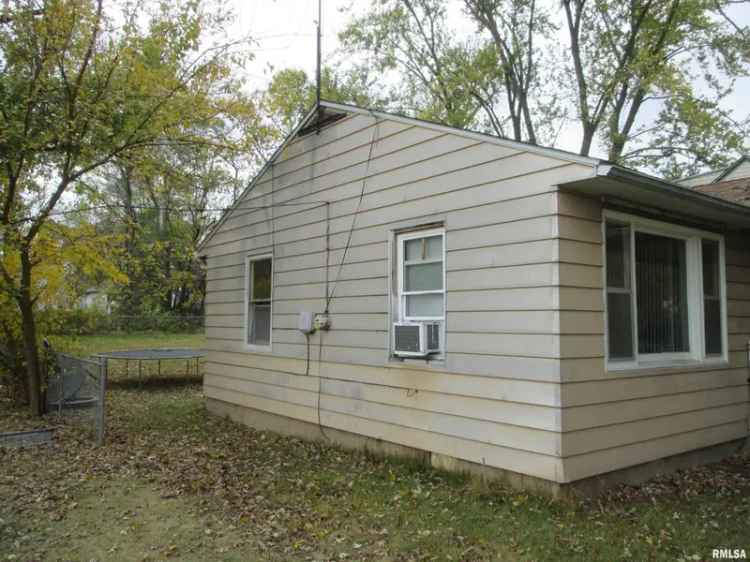 Single-family house For Sale in 3215, North Gale Avenue, Peoria, Illinois