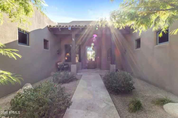 Single-family house For Sale in Cave Creek, Arizona