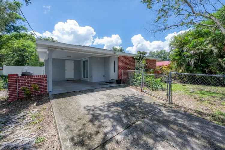 Single-family house For Sale in 3222, West Victoria Avenue, Tampa, Florida