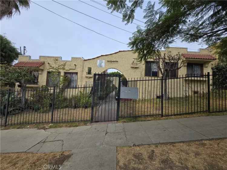 Multi-family house For Sale in Los Angeles, California