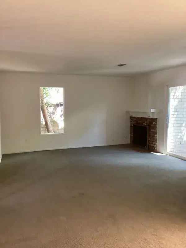 3 Bedroom Townhome in Whittier CA Near Hiking Trails