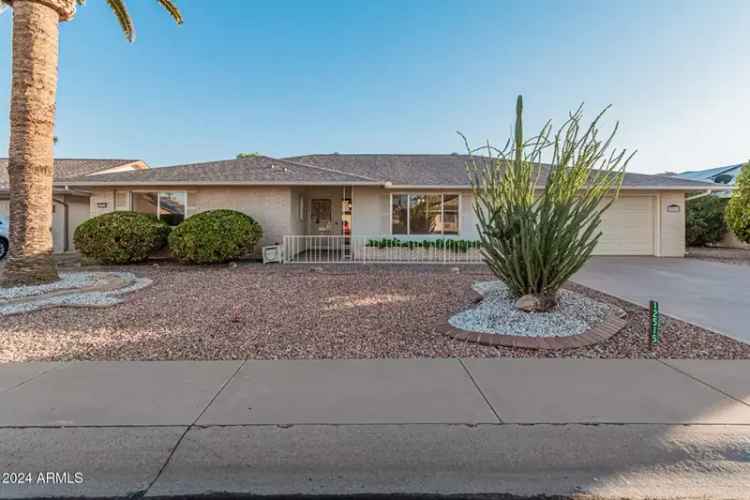 Single-family house For Sale in 12515, West Rampart Drive, Sun City West, Arizona