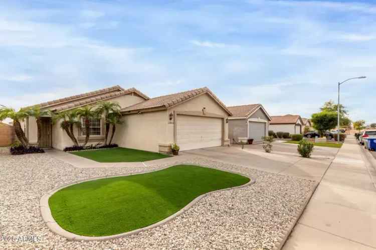 Single-family house For Sale in 12425, West Willow Avenue, El Mirage, Arizona